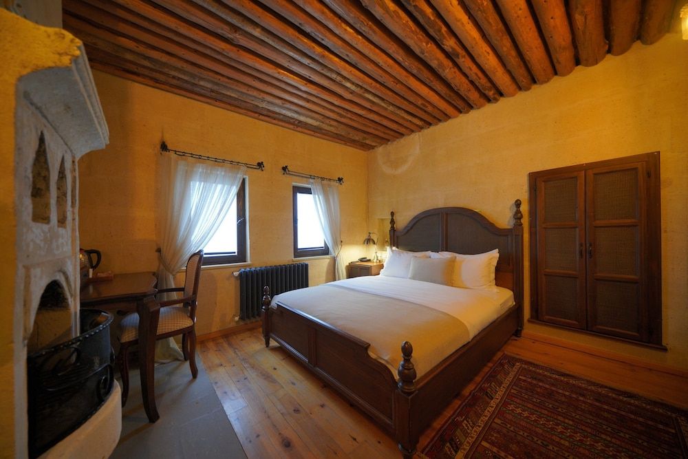 undefined Maya Cave Hotel