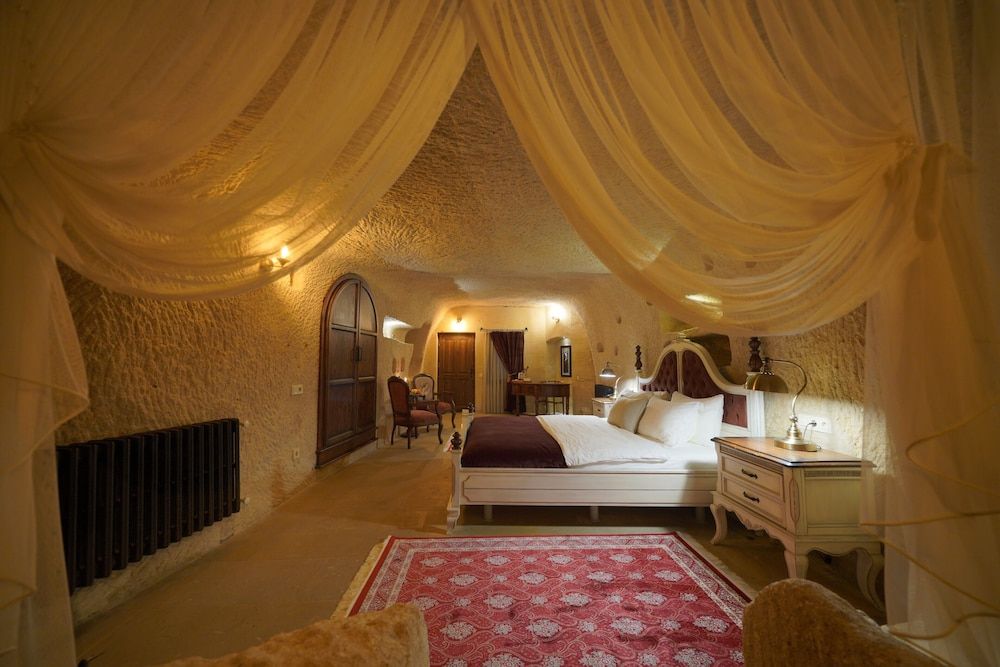 undefined Maya Cave Hotel 3