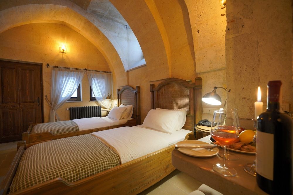 Maya Cave Hotel Economy Twin Room, 2 Twin Beds, Non Smoking 3