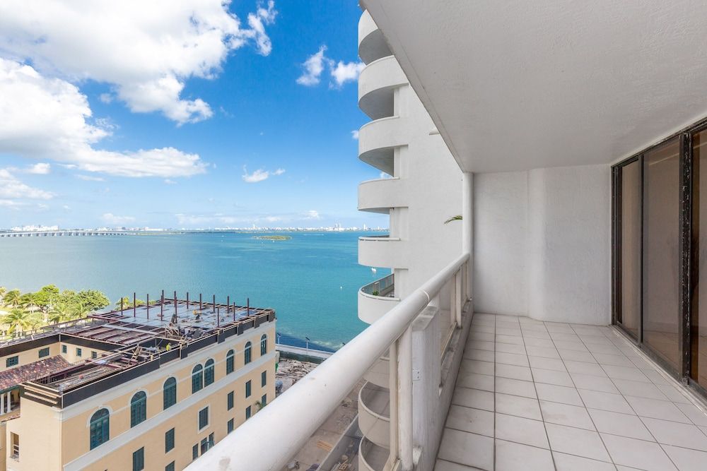 Ocean View With a Large Balcony Deluxe Apartment (1 Bedroom) 5