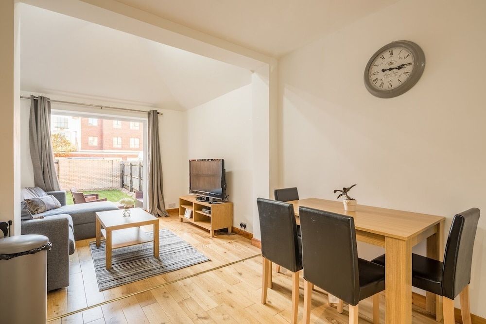 Hills Road Flat Family Apartment, 2 Bedrooms 12