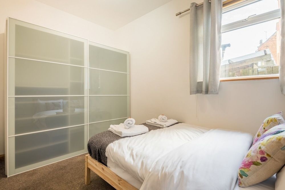 undefined Hills Road Flat 10