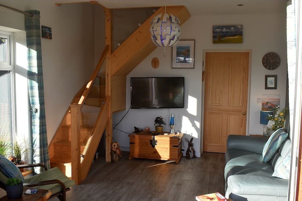 Lycia Rooms + Standard Suite (Lochaber) 11