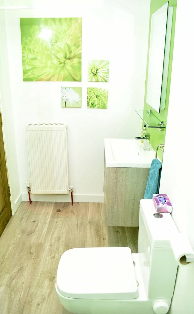 Lycia Rooms + Standard Double Room, Non Smoking (Arisaig) 10