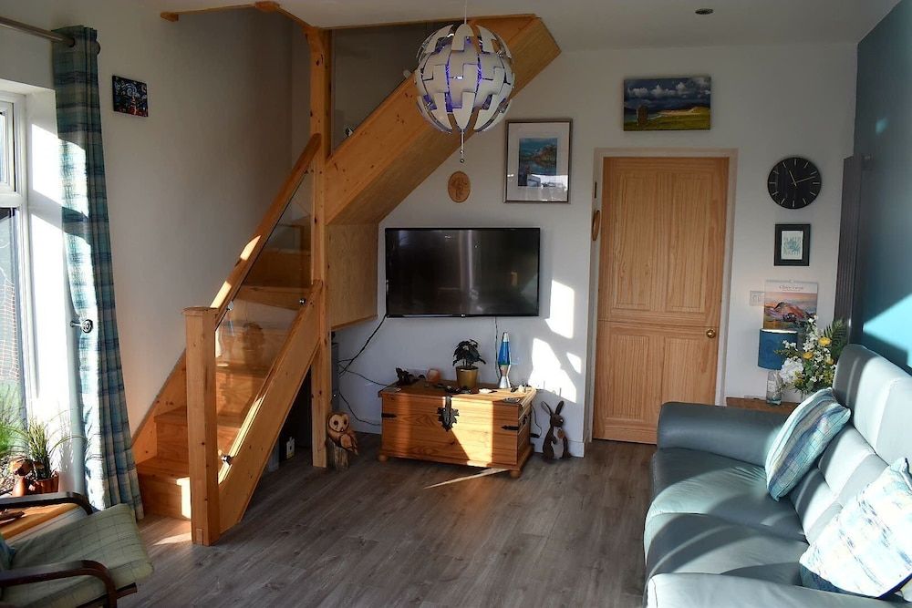 Lycia Rooms + Standard Suite (Lochaber) 9