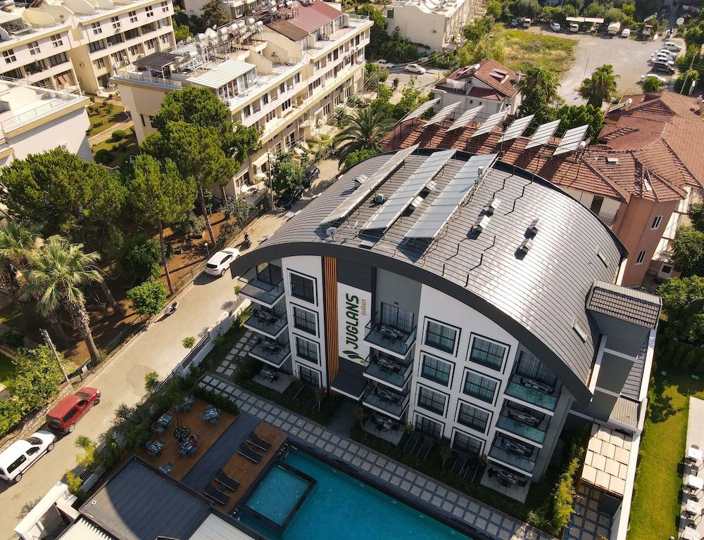 undefined Juglans Suites 10