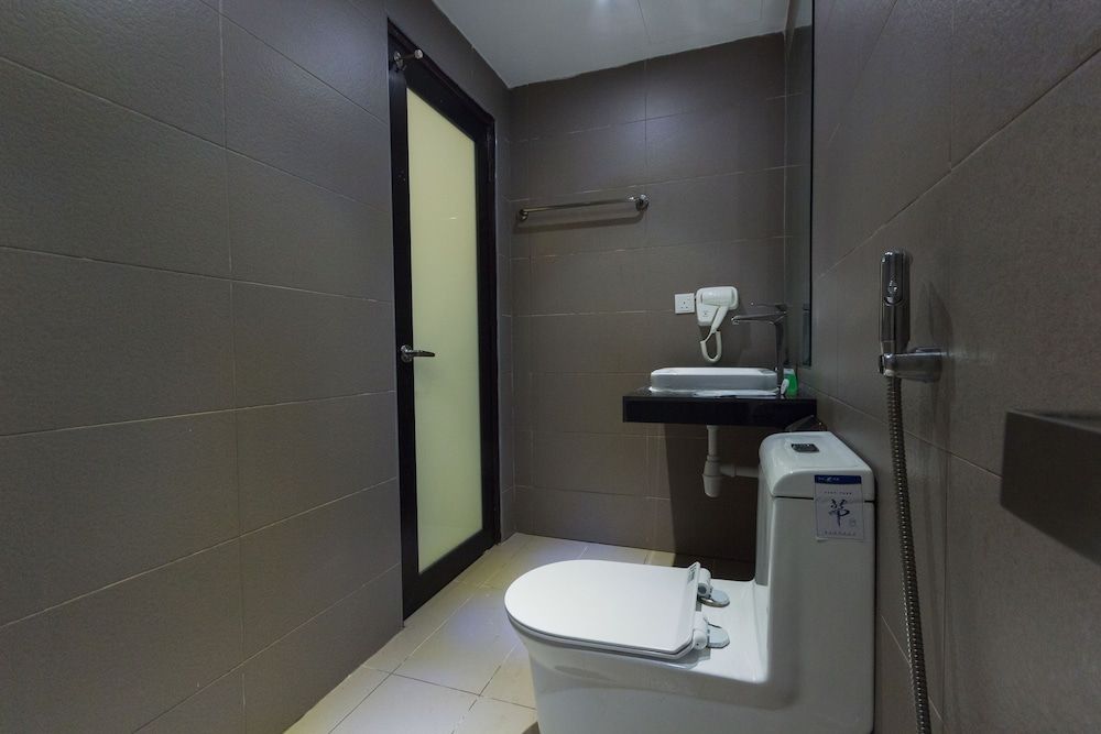 Executive Queen Room