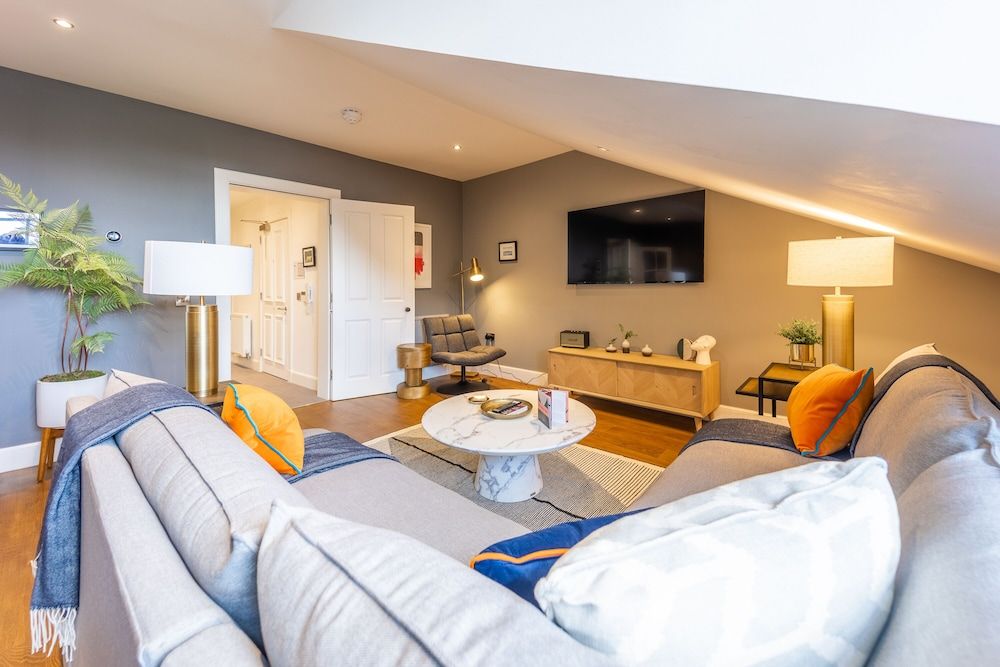 2 Bedroom Castle View Apartment