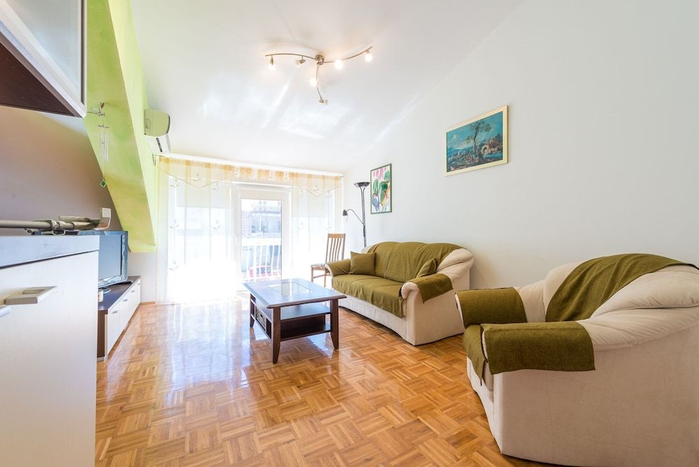 Angela Apartments Standard Apartment 9