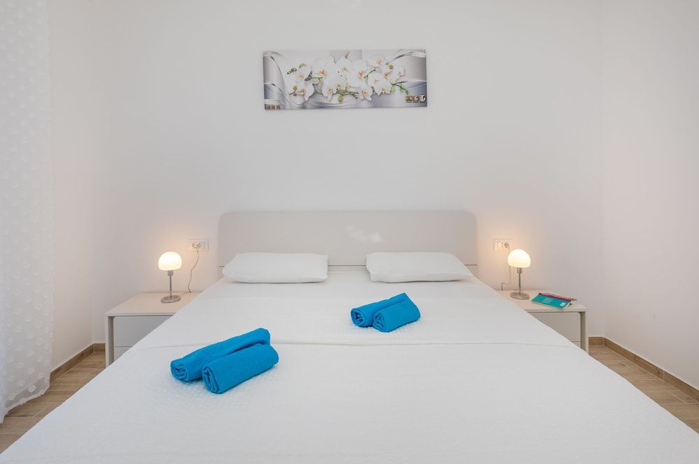 undefined Angela Apartments 7