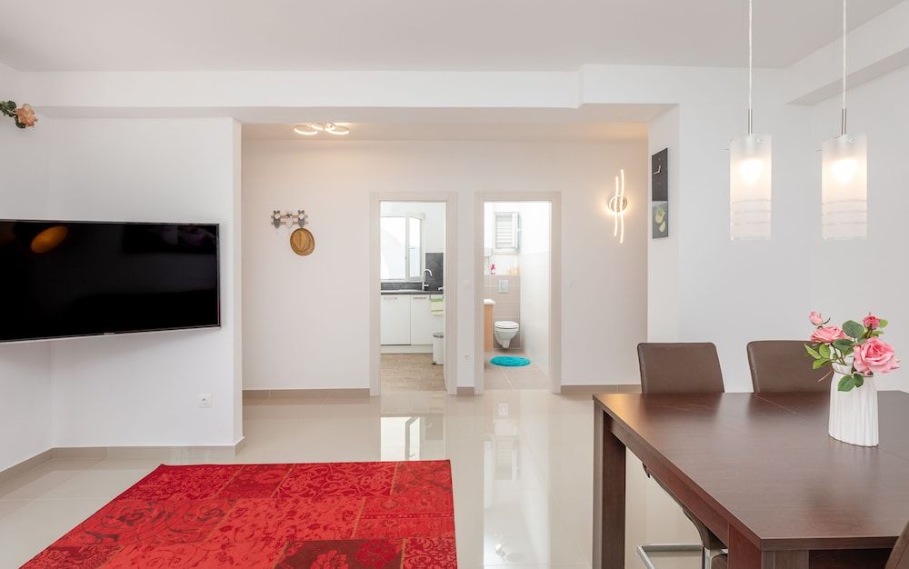 Angela Apartments Apartment, 2 Bedrooms 9