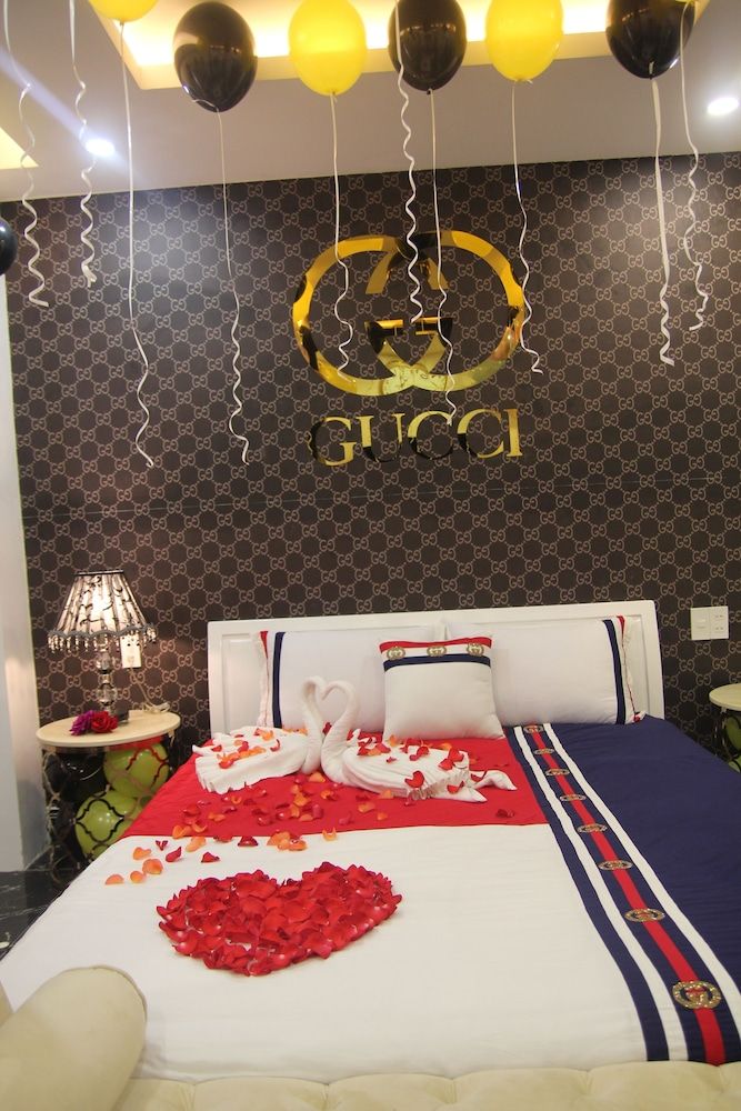 undefined Galaxy Hotel 5