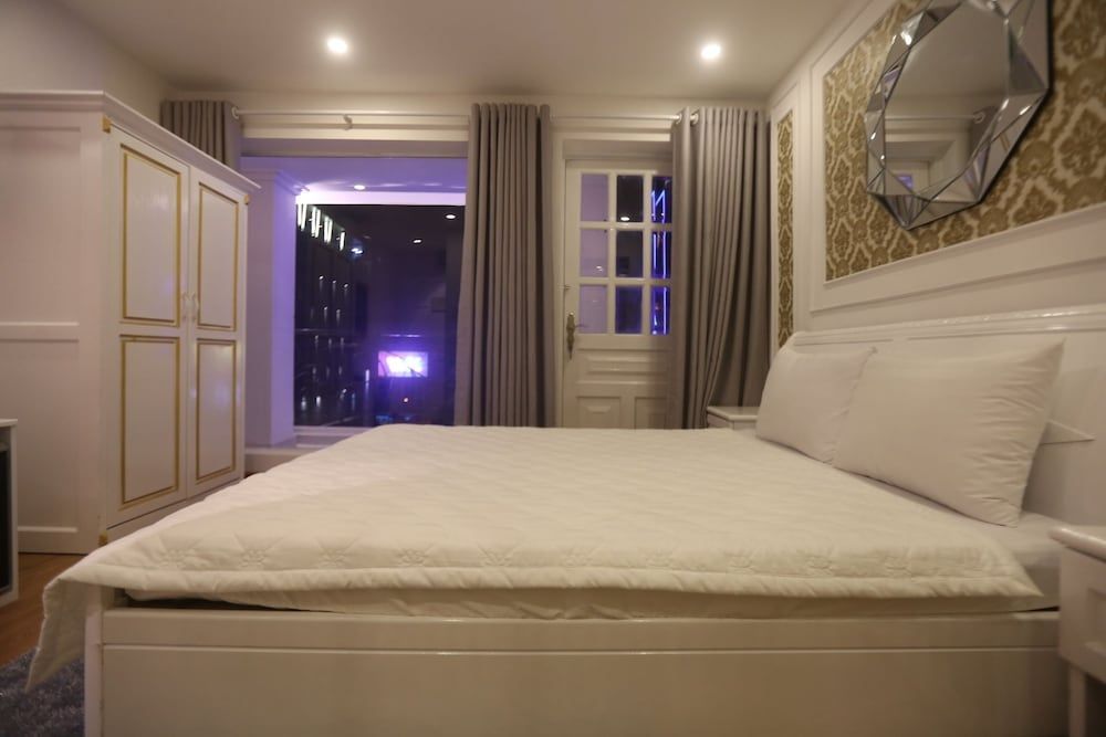 undefined Galaxy Hotel 10