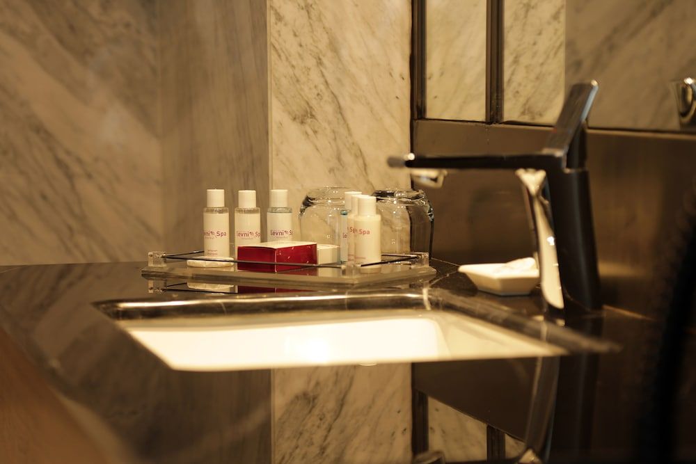 Levni Plus Hotel Deluxe Double Room 7