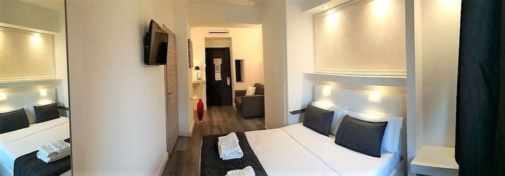 Brunelleschi Holidays Hostel Junior Studio Suite