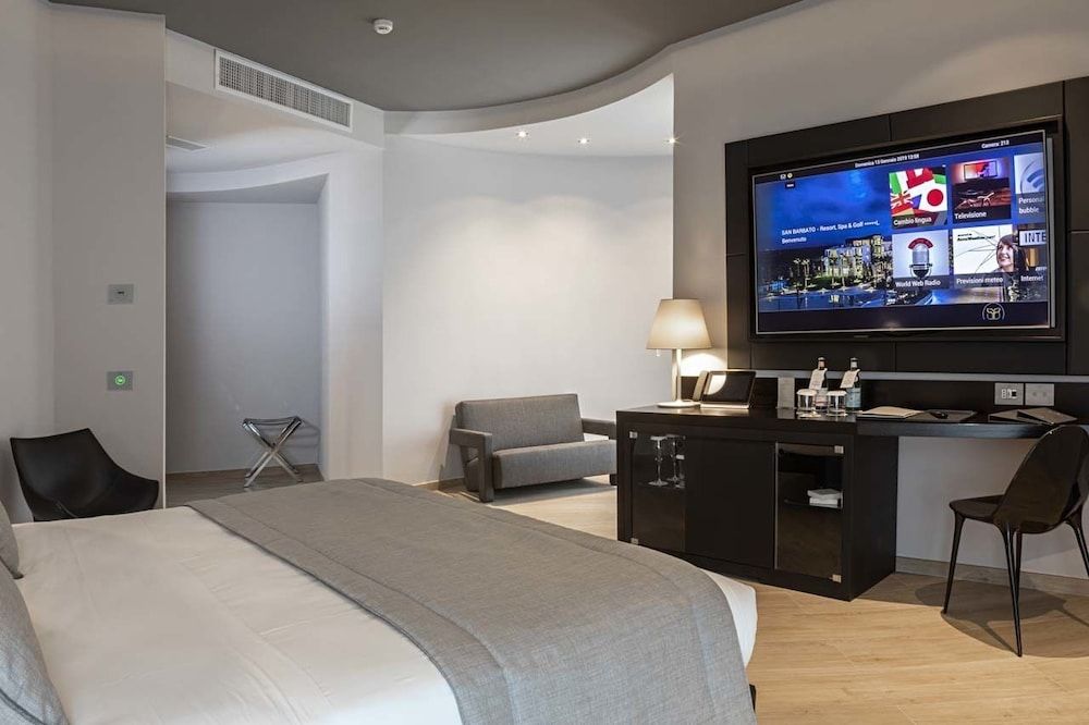 Borgo San Barbato Resort Spa & Golf Junior Suite 4