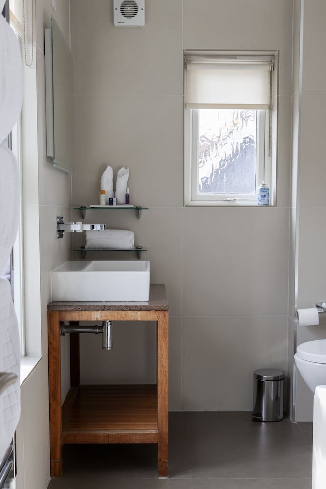 The Goudhurst Inn Deluxe Double Room, Ensuite 10