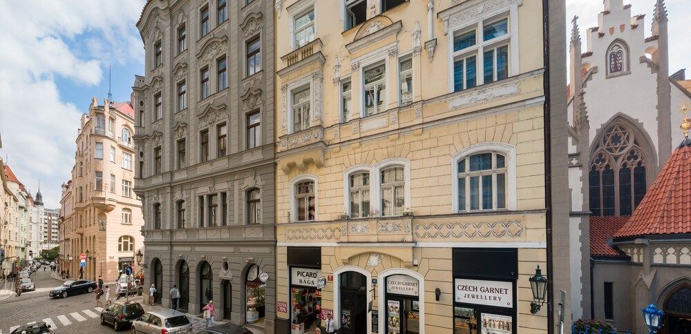 undefined Mordecai Twelve Apartments by Adrez Living 8