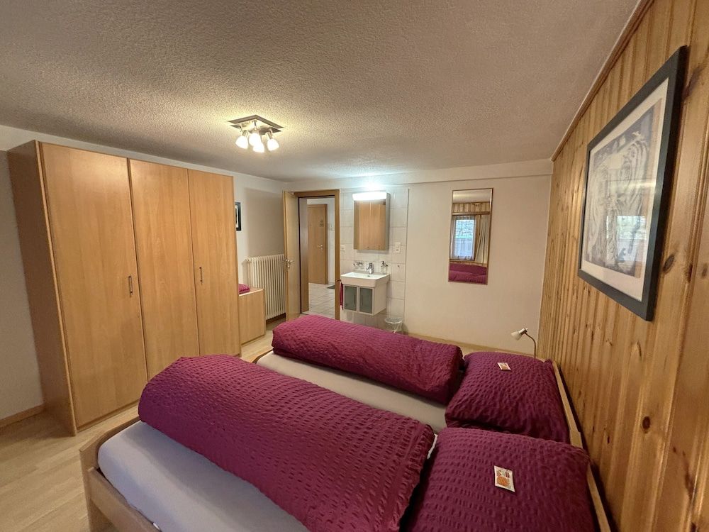 undefined Chalet Medi 10