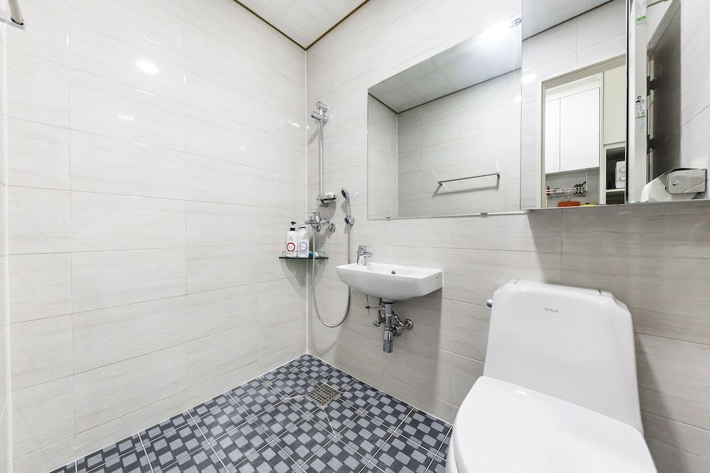 JS Hotel Deluxe Room, Non Smoking 4