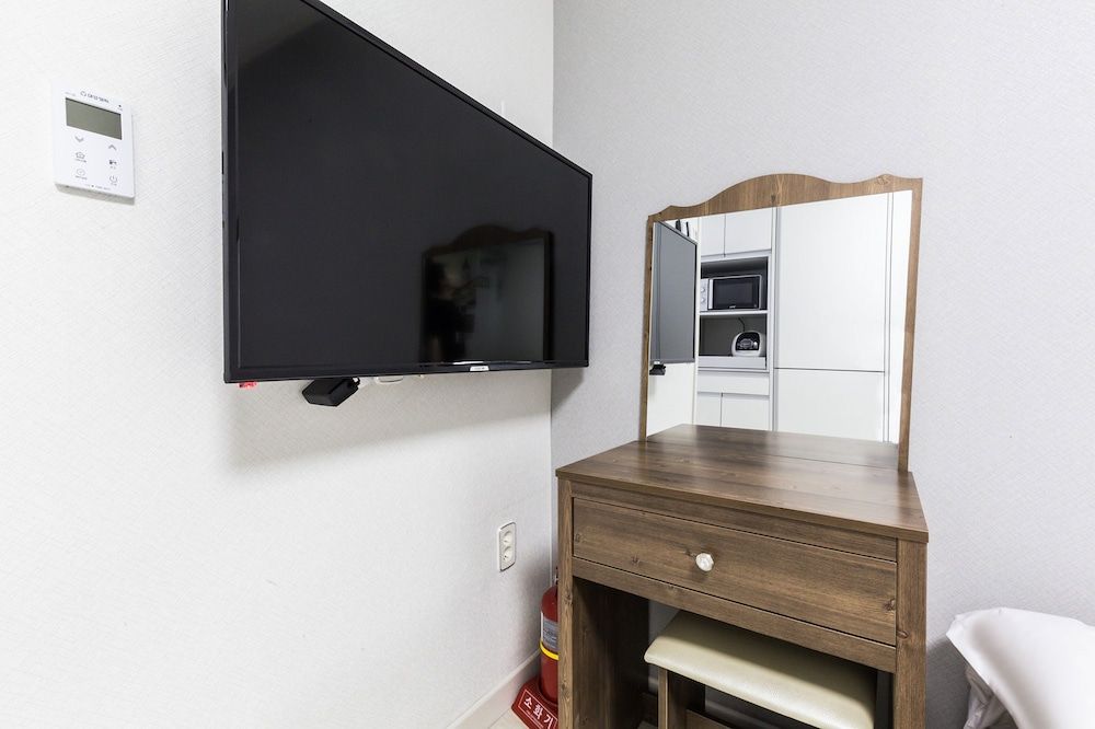 JS Hotel Deluxe Room, Non Smoking 6