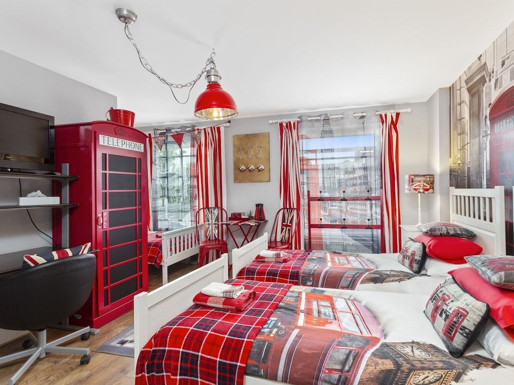 Mama's Inn Boutique Guest House Executive Triple Room, Ensuite (London)