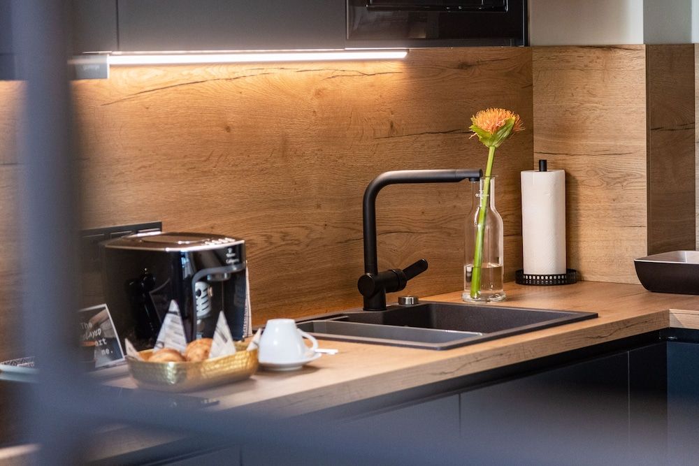 Apart of me Klagenfurt Deluxe Apartment, 1 Double Bed with Sofa bed, Non Smoking (including Cleaning Fee EUR 64) 2