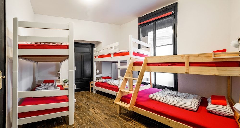 undefined Turn Hostel 10