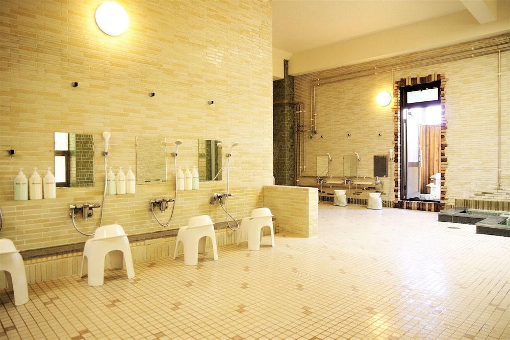 K's House Hokkaido - Asahidake Onsen Hostel Cabin, 2 Twin Beds 2