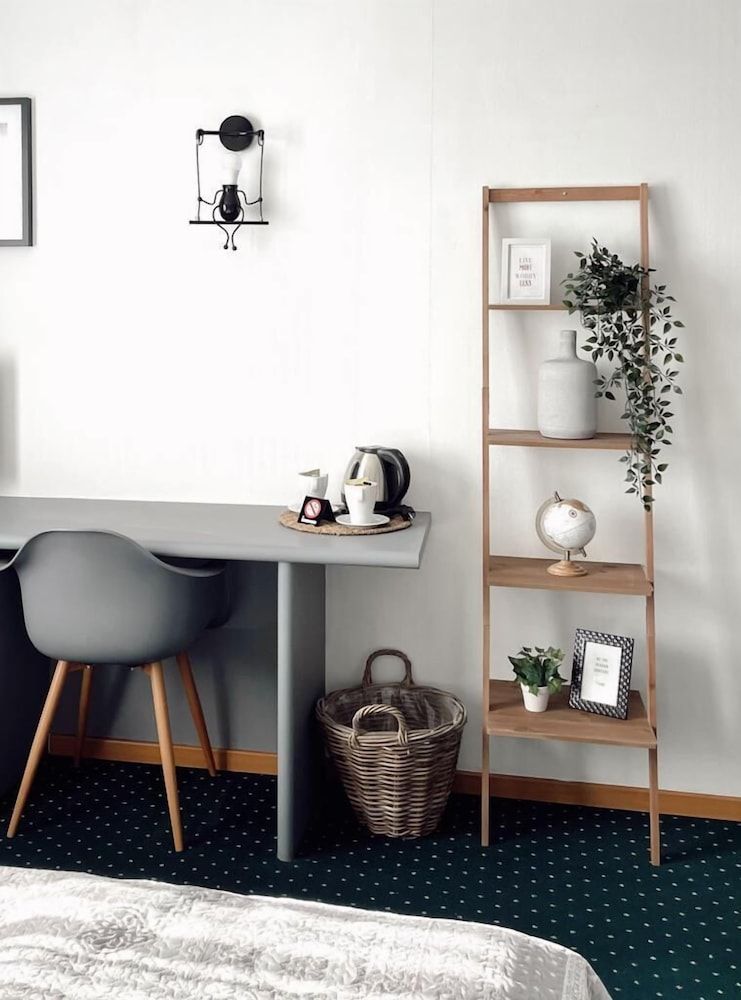 Hotel De Fierlant Single Room 8