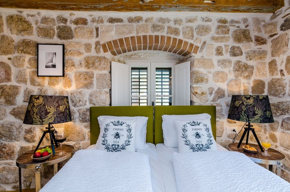 undefined Villa Monte Santo by DuHomes 2