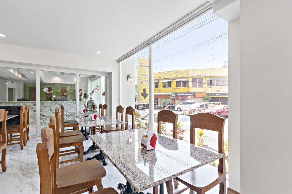 undefined Royale 8 Ville 9