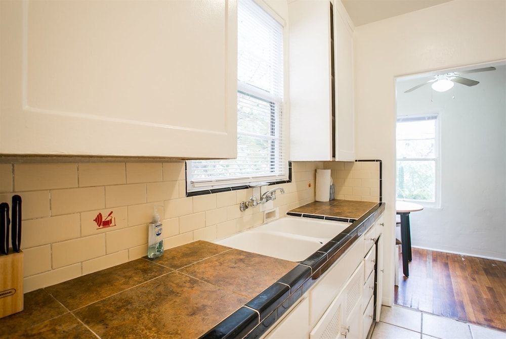 Orange Tree Cottages Downtown Condo 8