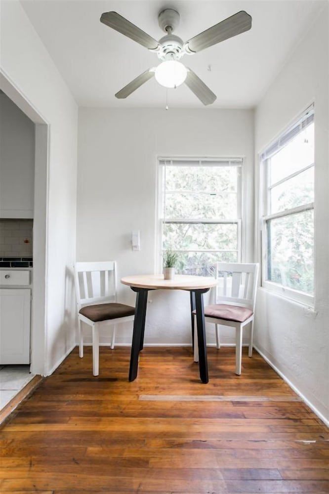 undefined Orange Tree Cottages Downtown