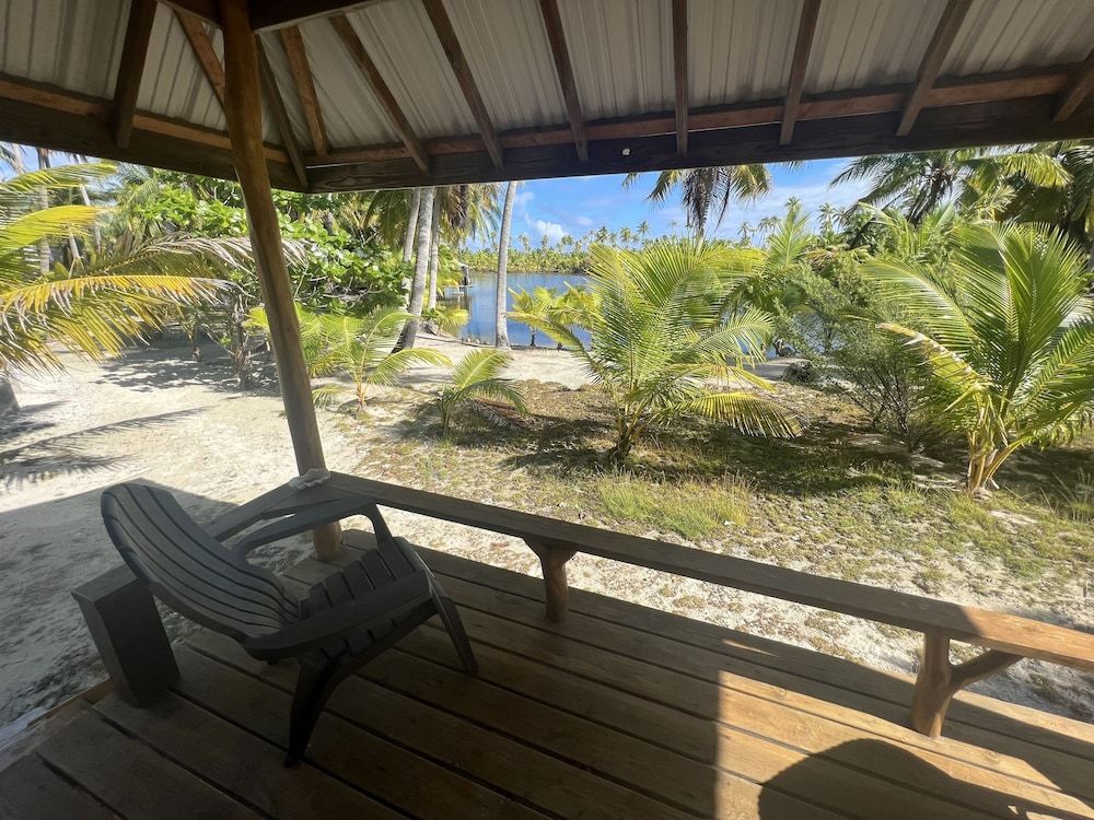 Aotera Guest House Bungalow, Lakeside (9) 3