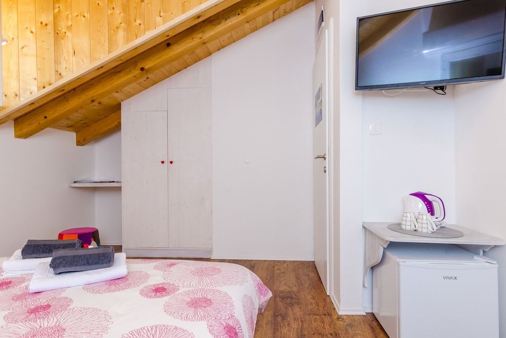 Guest House Nikolina Double Room (5) 7