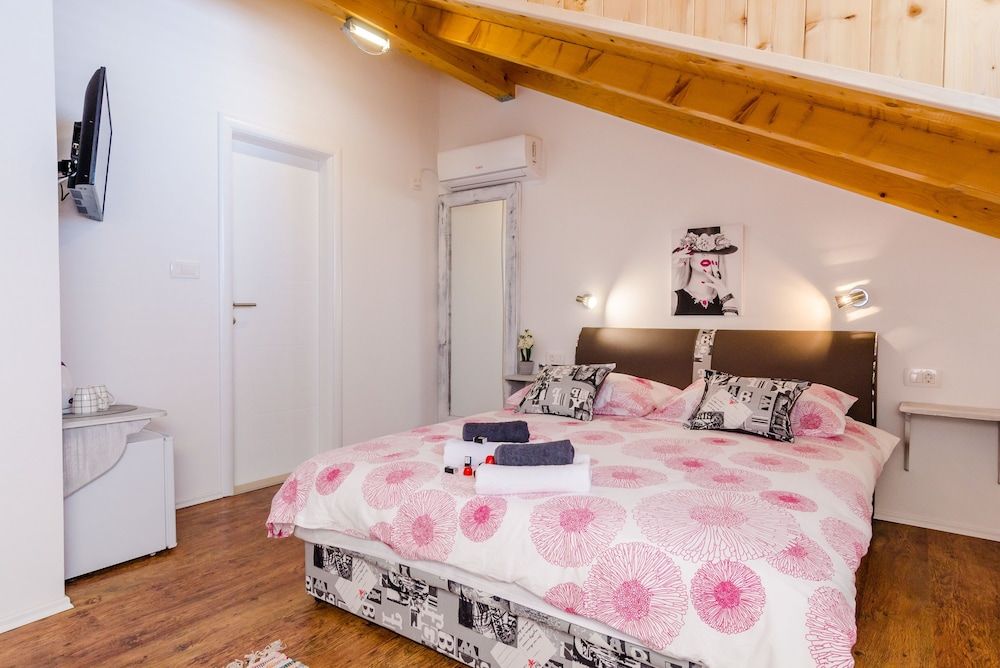 Guest House Nikolina Double Room (5) 2