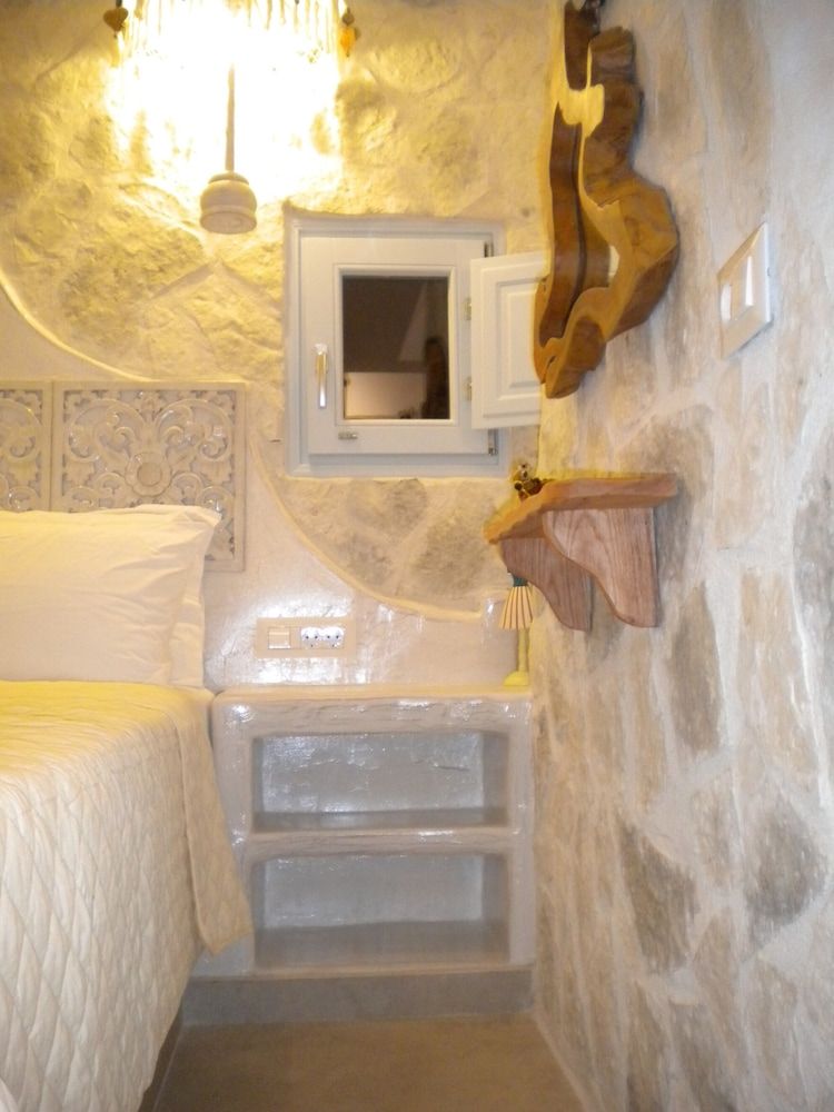 Starlight Luxury Seaside Villa & Suites Starlight Vista Suite with Mountain and Seaview 37