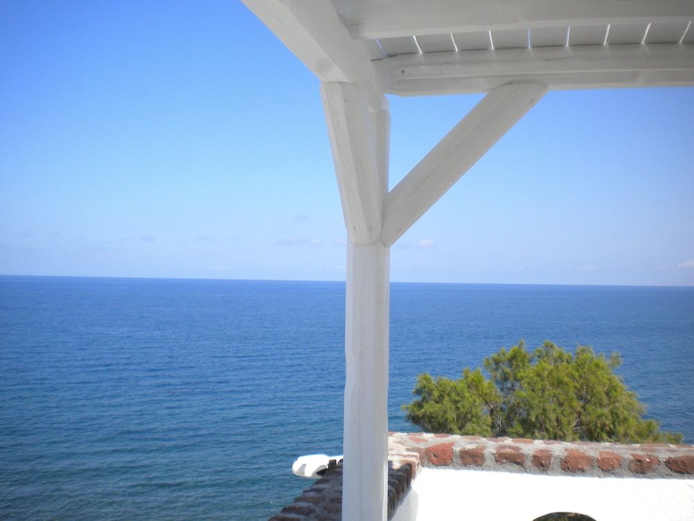 Starlight Luxury Seaside Villa & Suites Starlight Vista Suite with Mountain and Seaview 22