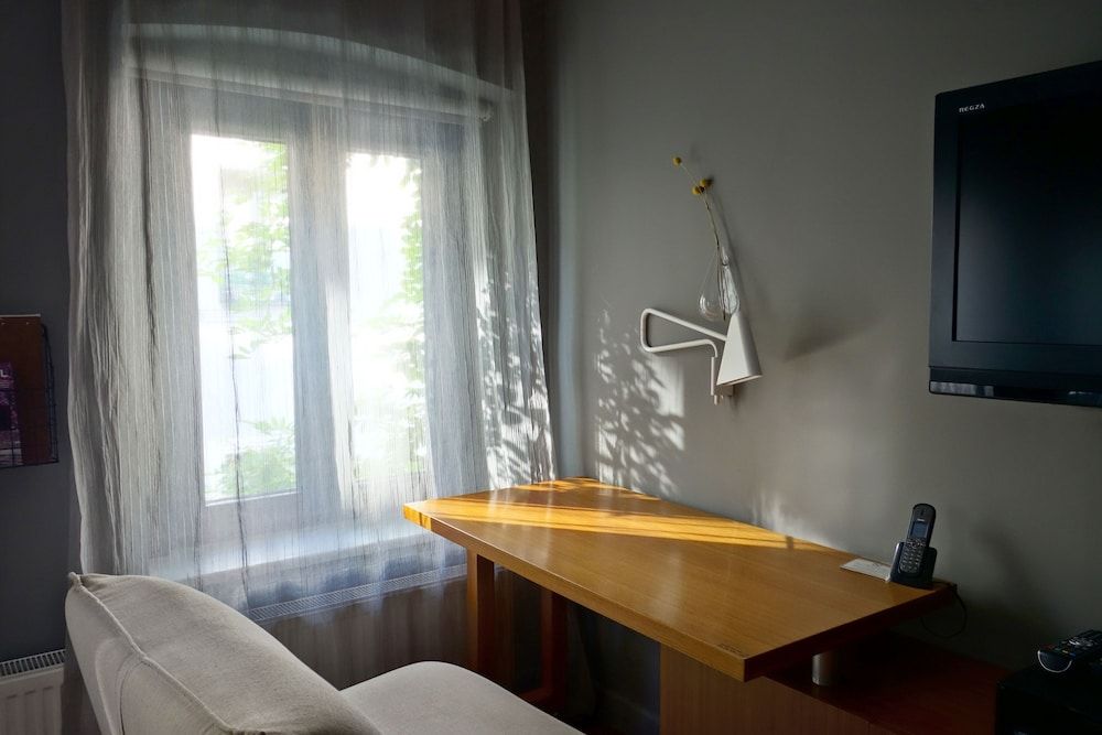 I'zaz Top Floor Loft 3