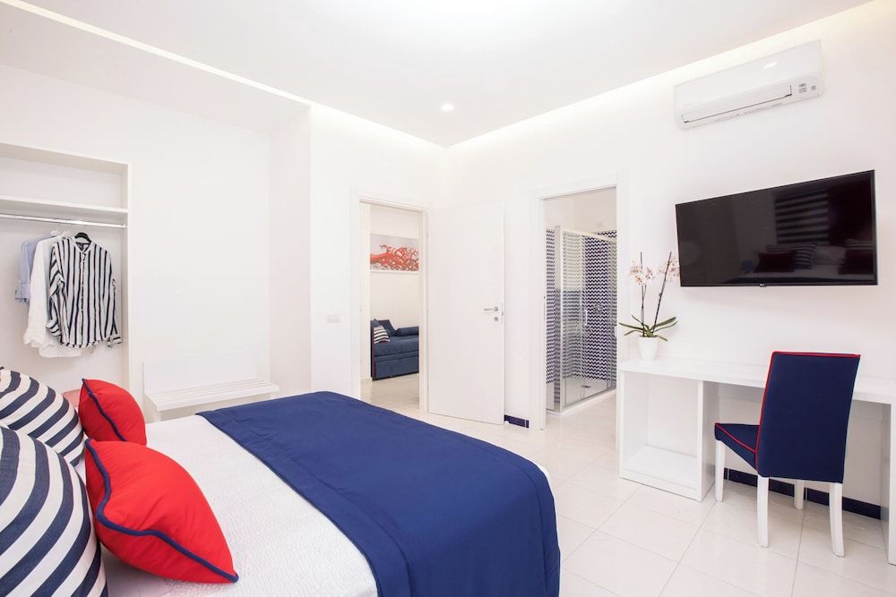 Blu Oltre Sorrento Deluxe Apartment 5