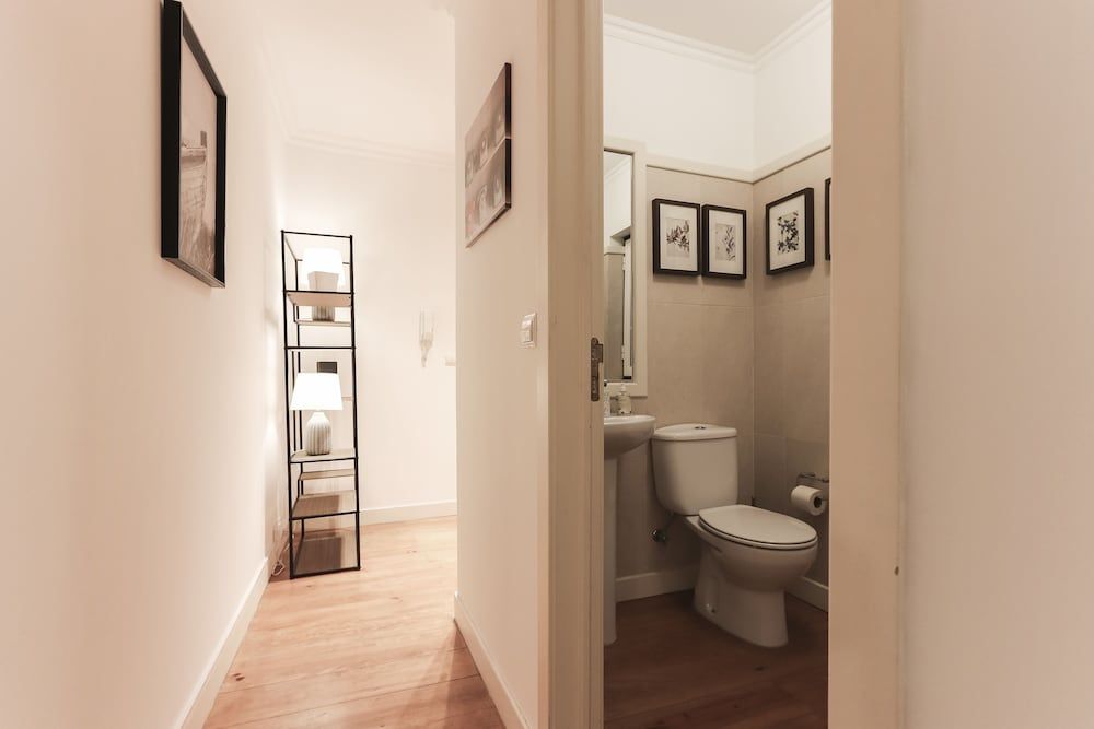 Alfama Prestige by Homing Apartment, 2 Bedrooms, 2 Bathrooms 11