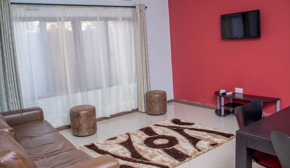Rose Villa Lodge Apartment, 2 Bedrooms 3