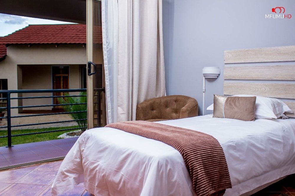 Rose Villa Lodge Apartment, 2 Bedrooms 5