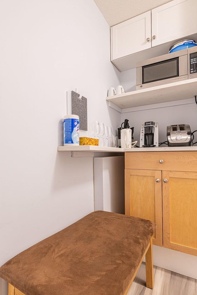 4 Bedrooms Suite - Group of Families Luxury Suite, 4 Bedrooms, Non Smoking, Kitchen 16