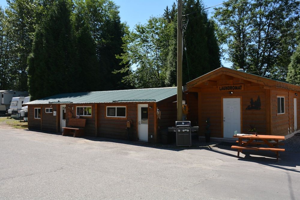 Kitimat Lodge