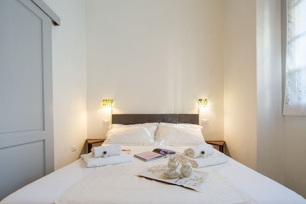 Central Station Apartment by Mmega Comfort Apartment, 2 Bedrooms 5