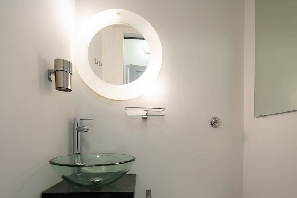 Central Station Apartment by Mmega Comfort Apartment, 2 Bedrooms 7