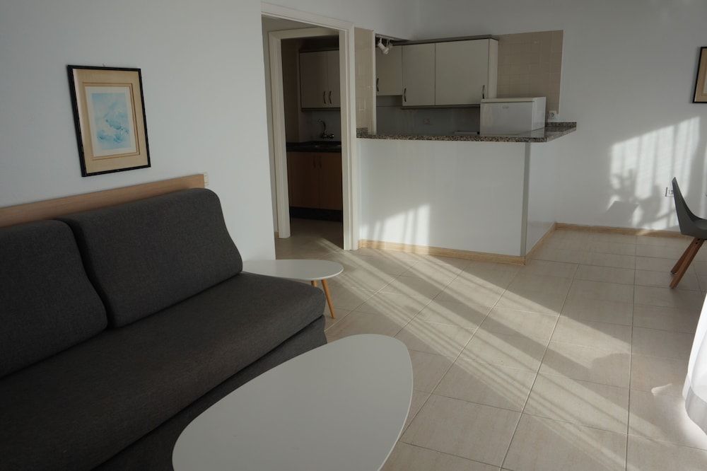 One Bedroom Apartment