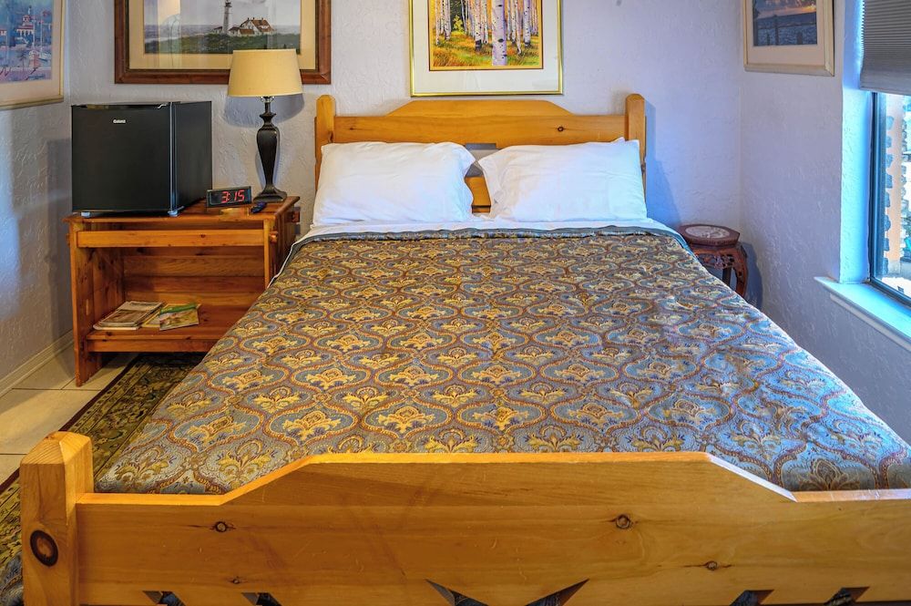 Cypress Fairway Village Deluxe Room, 1 Queen Bed, Ground Floor (Cypress Fairway 1) 2